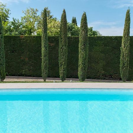 Villa Carini With 3000 Mq Garden & Heated Pool Кастельнуово-дель-Гарда Екстер'єр фото