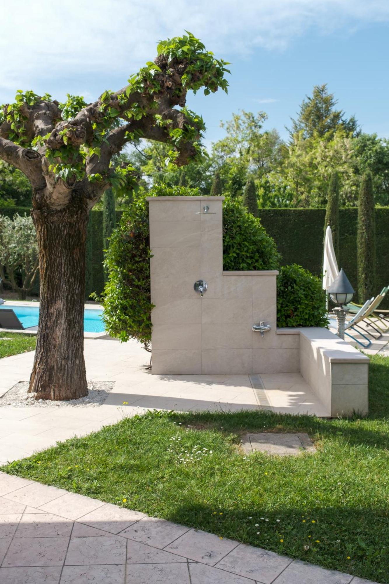 Villa Carini With 3000 Mq Garden & Heated Pool Кастельнуово-дель-Гарда Екстер'єр фото