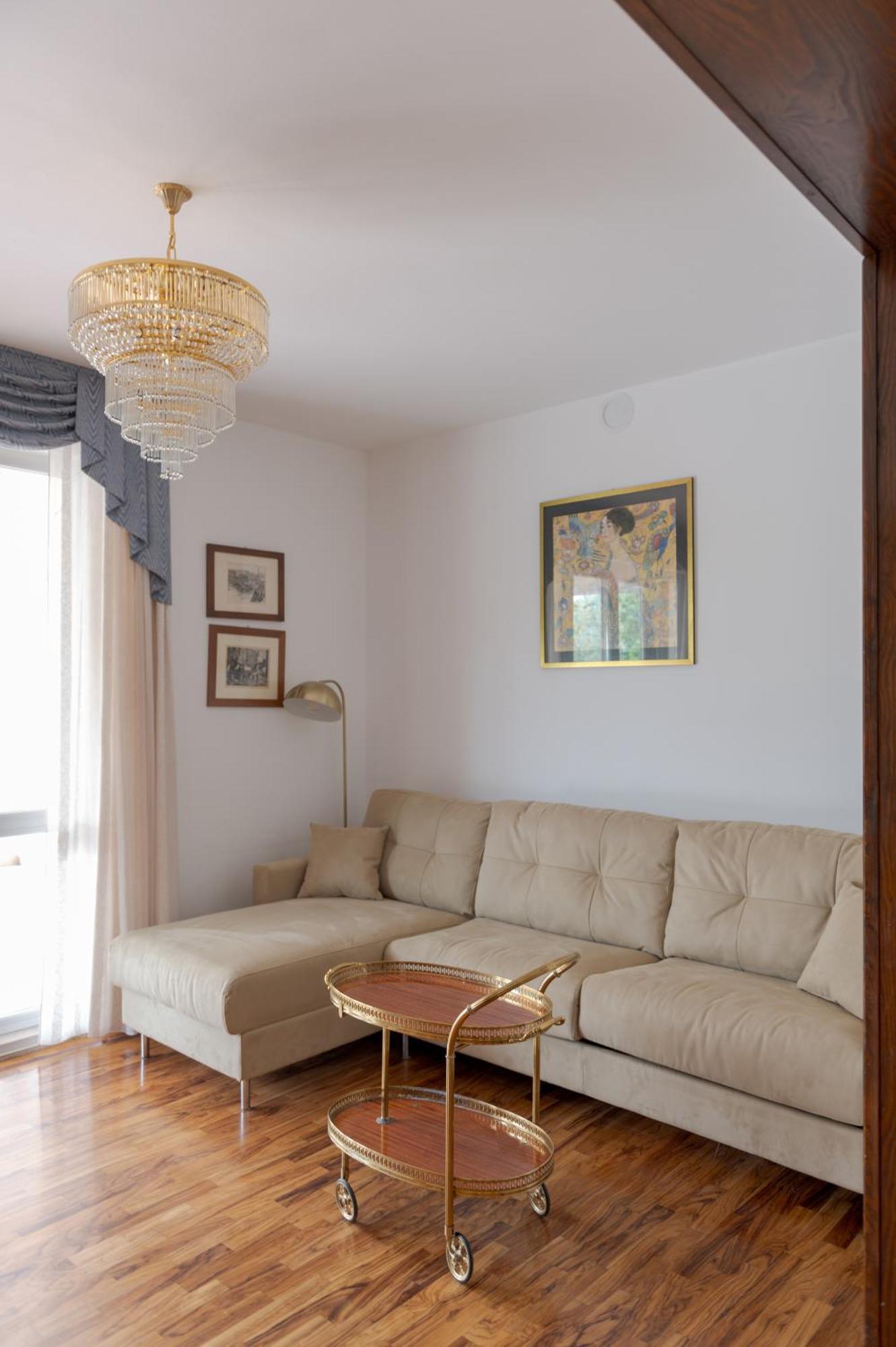 Villa Carini With 3000 Mq Garden & Heated Pool Кастельнуово-дель-Гарда Екстер'єр фото